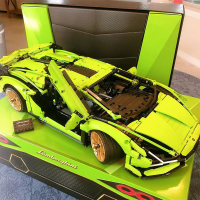 Lamborghini 49x23,2x11,6cm 1:10(2133 dijelova) sa daljinskim